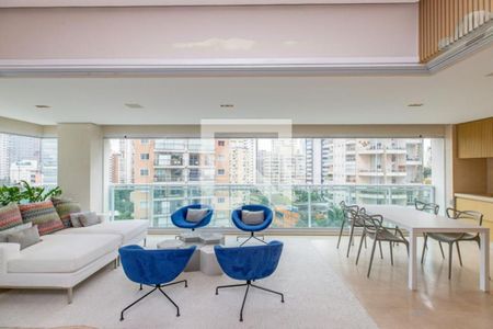 Apartamento à venda com 3 quartos, 158m² em Vila Nova Conceição, São Paulo