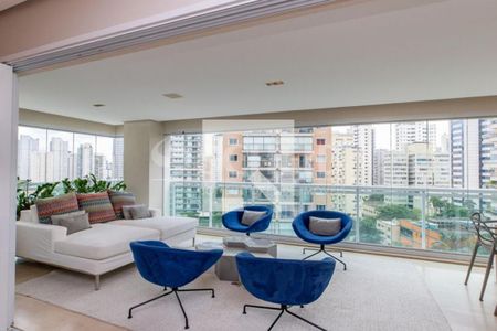 Apartamento à venda com 3 quartos, 158m² em Vila Nova Conceição, São Paulo