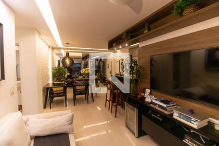Sala de apartamento à venda com 1 quarto, 104m² em Piratininga, Niterói
