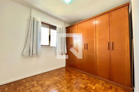 Suite de apartamento para alugar com 2 quartos, 61m² em Vila Alexandria, São Paulo