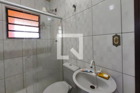 Banheiro Suíte de casa para alugar com 3 quartos, 135m² em Jardim Santa Lúcia, Campinas