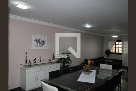 Casa à venda com 4 quartos, 187m² em Jardim Campo Grande, São Paulo
