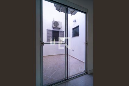 Área de Luz de casa de condomínio para alugar com 3 quartos, 137m² em Jardim Vila Inglesa, Sorocaba