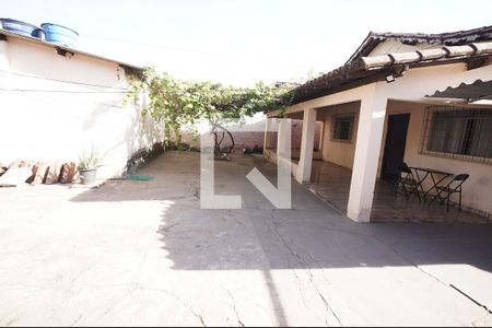 Casa à venda com 4 quartos, 208m² em Cidade Jardim, Goiânia