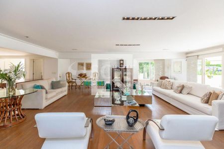 Casa à venda com 4 quartos, 874m² em Fazenda Morumbi, São Paulo