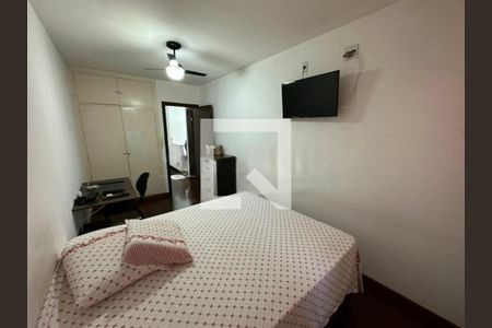 Casa à venda com 3 quartos, 249m² em Vila Campo Grande, São Paulo