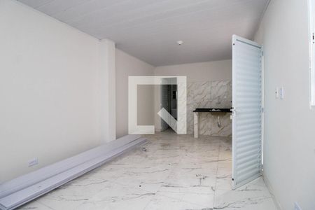 Quarto/Cozinha de casa para alugar com 1 quarto, 35m² em Jardim Miriam, São Paulo