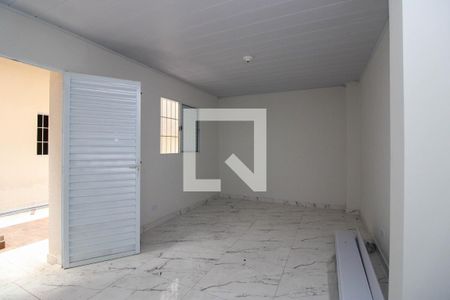 Quarto/Cozinha de casa para alugar com 1 quarto, 35m² em Jardim Miriam, São Paulo