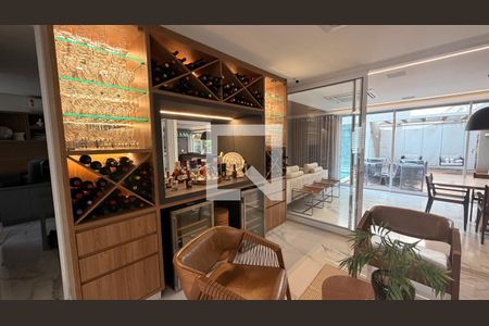 Adega de casa de condomínio à venda com 5 quartos, 510m² em Residencial Granville, Goiânia
