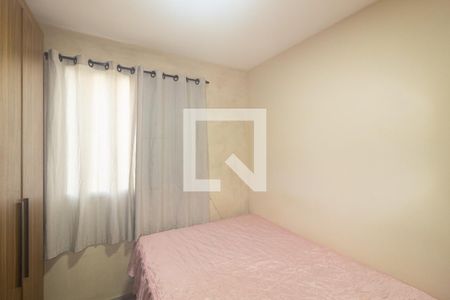 Quarto 1 de apartamento para alugar com 2 quartos, 44m² em Inhoaíba, Rio de Janeiro