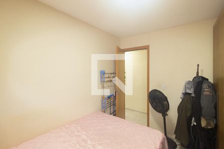Quarto 1 de apartamento para alugar com 2 quartos, 44m² em Inhoaíba, Rio de Janeiro