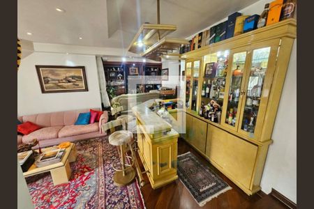 Apartamento à venda com 3 quartos, 221m² em Moema, São Paulo