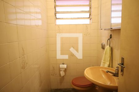 Banheiro de casa à venda com 4 quartos, 248m² em Jardim Maraba, São Paulo