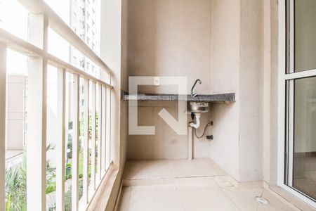 Varanda de apartamento para alugar com 2 quartos, 53m² em Centro, Carapicuíba