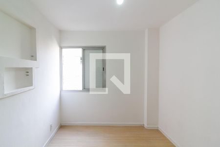 Quarto 1 de apartamento para alugar com 2 quartos, 58m² em Vila Marari, São Paulo