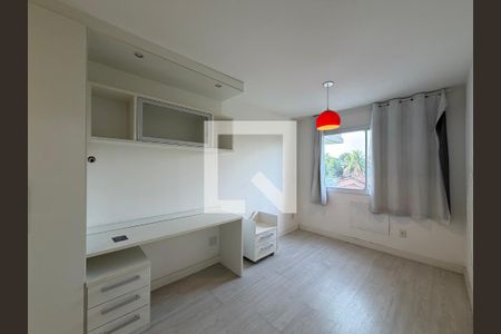 Quarto 1 de apartamento para alugar com 2 quartos, 66m² em Taquara, Rio de Janeiro