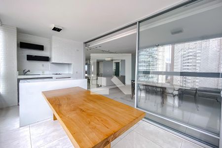 Varanda de apartamento à venda com 2 quartos, 178m² em Barra Funda, São Paulo