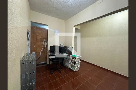 Escritório de casa à venda com 3 quartos, 250m² em Jardim Mutinga, Barueri