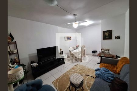 Casa à venda com 6 quartos, 230m² em Jardim Sabara, São Paulo