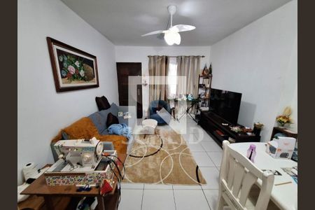Casa à venda com 6 quartos, 230m² em Jardim Sabara, São Paulo