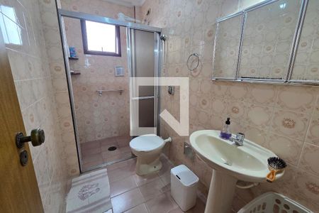 Banheiro de apartamento para alugar com 1 quarto, 62m² em Boqueirão, Praia Grande