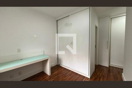 Apartamento à venda com 4 quartos, 246m² em Vila Sofia, São Paulo