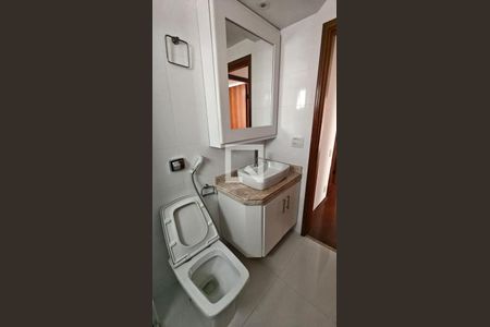 Banheiro de apartamento para alugar com 3 quartos, 110m² em Cidade São Francisco, São Paulo