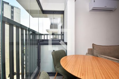 varanda Sala de jantar de kitnet/studio para alugar com 1 quarto, 27m² em Pinheiros, São Paulo