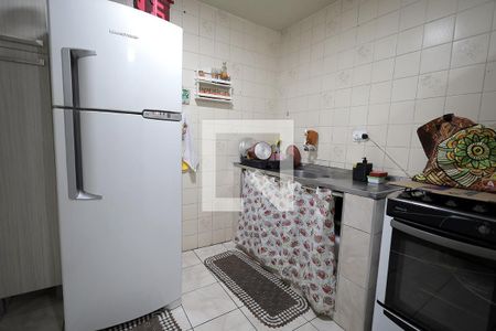 Cozinha de apartamento para alugar com 2 quartos, 49m² em Conjunto Residencial Planeta, Santo André
