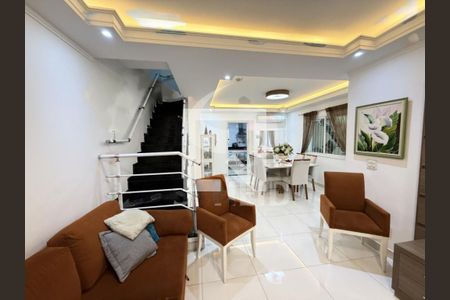 Casa à venda com 3 quartos, 146m² em Vila Alexandria, São Paulo