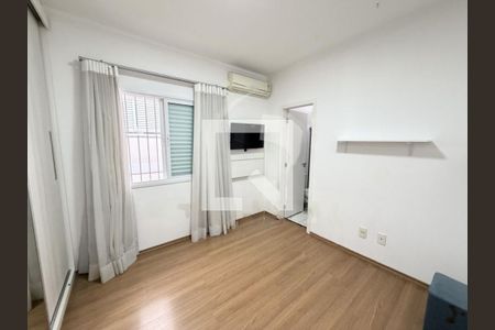 Casa à venda com 3 quartos, 146m² em Vila Alexandria, São Paulo