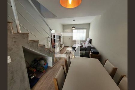 Casa à venda com 2 quartos, 101m² em Vila Romano, São Paulo