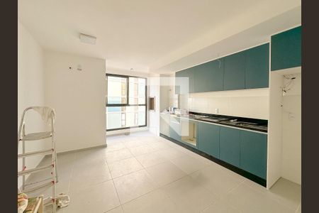 Sala/Cozinha de apartamento para alugar com 2 quartos, 60m² em Serraria, São José