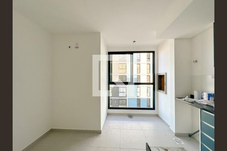 Sala/Cozinha de apartamento para alugar com 2 quartos, 60m² em Serraria, São José