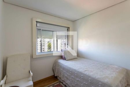 Apartamento à venda com 3 quartos, 246m² em Vila Sofia, São Paulo