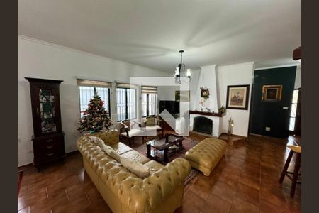 Casa à venda com 3 quartos, 195m² em Jardim Campo Grande, São Paulo