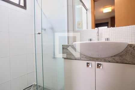 Banheiro da Suíte de apartamento para alugar com 3 quartos, 107m² em Funcionários, Belo Horizonte