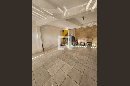 Casa à venda com 3 quartos, 170m² em Vila do Castelo, São Paulo