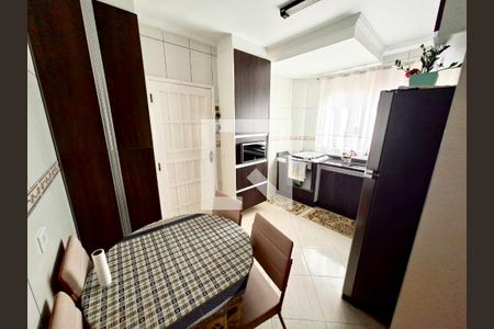 Cozinha - Armários de casa à venda com 2 quartos, 80m² em Vila Rio Branco, São Paulo