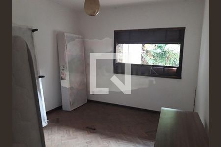 Casa à venda com 4 quartos, 289m² em Jardim Marajoara, São Paulo