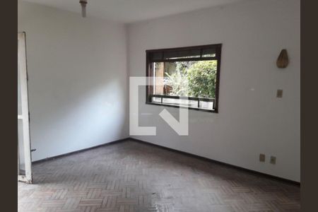 Casa à venda com 4 quartos, 289m² em Jardim Marajoara, São Paulo