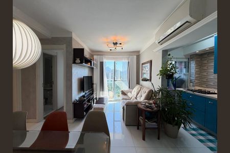 Sala  de apartamento à venda com 2 quartos, 60m² em Jacarepaguá, Rio de Janeiro