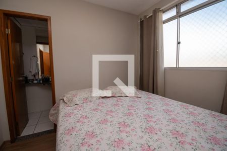 Quarto Suíte de apartamento à venda com 2 quartos, 123m² em Tres Barras, Contagem