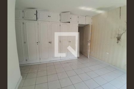 Casa à venda com 3 quartos, 340m² em Santo Amaro, São Paulo