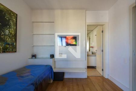 Apartamento à venda com 3 quartos, 240m² em Cerqueira César, São Paulo
