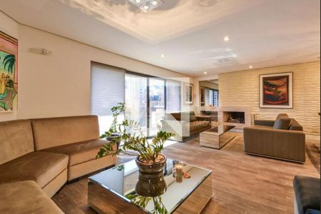 Apartamento à venda com 3 quartos, 240m² em Cerqueira César, São Paulo
