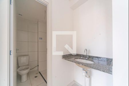 Banheiro  de apartamento para alugar com 2 quartos, 37m² em Jardim, Santo André