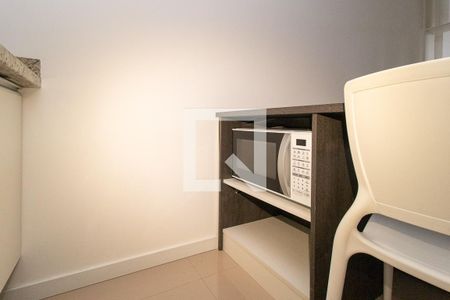 Detalhe da cozinha de kitnet/studio para alugar com 1 quarto, 32m² em Prado Velho, Curitiba