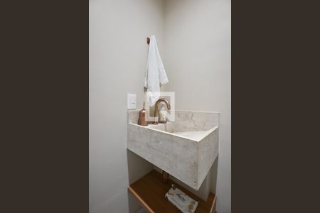 Lavabo de apartamento para alugar com 3 quartos, 127m² em Jardim Caboré, São Paulo