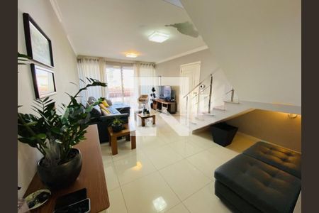 Casa à venda com 3 quartos, 204m² em Campo Grande, São Paulo